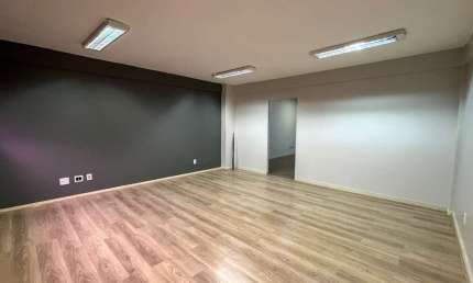 Sala comercial para alugar na Rua Domingos Martins, 121, Centro, Canoas por R$ 2.000