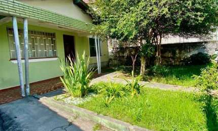 CASA Á VENDA NA VILA GALVÃO - 2 MINUTOS CAMINHANDO DO LAGO DOS PATOS