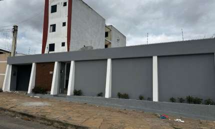 Casa com 3 quartos à venda na Rua José Bonifácio, Alto Maron, Vitória da Conquista