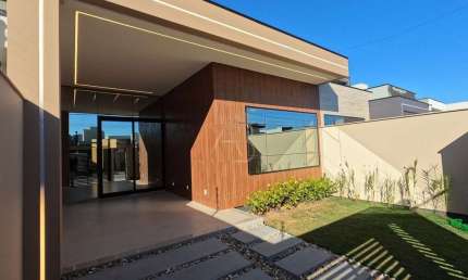Casa para Venda em Tijucas, BOSQUE DA MATA, 3 dormitórios, 1 suíte, 3 banheiros