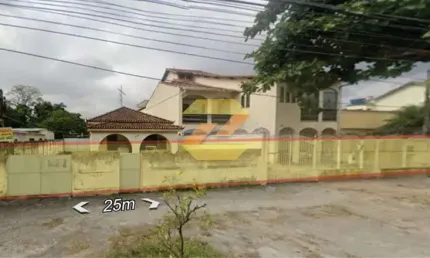 Casa comercial com 3 salas à venda na Rua Jacinto Alcides, 375, Bangu, Rio de Janeiro