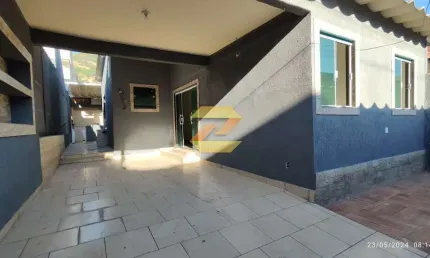 Casa à Venda em Condomínio - Realengo, Aceita Carta e Financiamento
