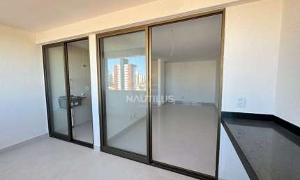 APARTAMENTO 3/4 SENDO 1 SUÍTE COM 2 VAGAS DE GARAGEM EM LAGOA NOVA.