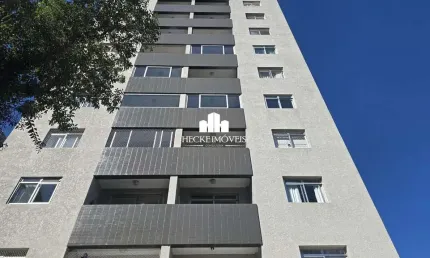 Apartamento 100% reformado, 53m² com 2 quartos e 1 vaga. centro