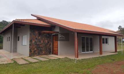 Chácara / sítio com 3 quartos à venda na Vila São Geraldo, São José dos Campos  por R$ 1.200.000