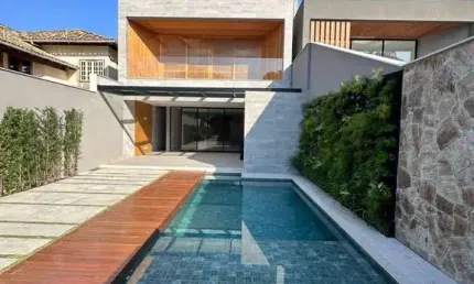 BARRA DA TIJUCA - RIOMAR - VENDO NOVÍSSIMA E LINDA CASA COM PROJETO ARROJADO
