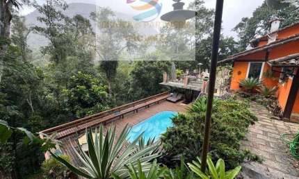 Araras - Casa de condomínio à venda, com 4 quartos, 300m² e 2.700m2 de terreno