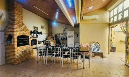 Casa com 4 dormitórios à venda, 109 m² - Jardim Americano - Sorocaba/SP