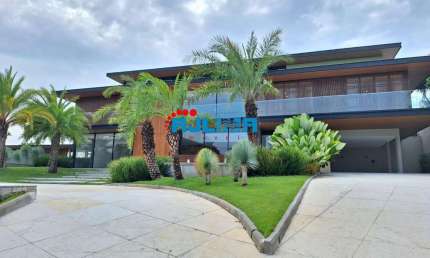 Casa Alto Padrão para Venda em Rio de Janeiro, Barra da Tijuca, 5 dormitórios, 5 suítes, 8 banheiros, 4 vagas