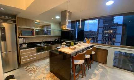 Apartamento para Venda em Rio de Janeiro, Barra da Tijuca, 2 dormitórios, 1 suíte, 2 banheiros, 2 vagas