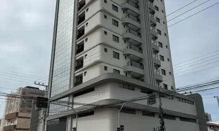 Lindo apartamento com localização privilegiada pertinho do mar !