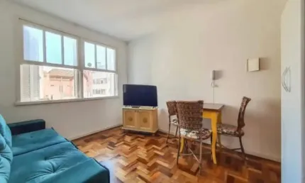 No centro histórico na joão manoel andar alto ️1 dormitório