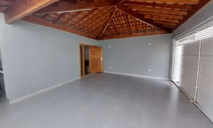CASA A VENDA NO ALTOS DO SÃO FRANCISCO COM QUINTAL COM AMPLO