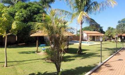 CASA ESTILO CHÁCARA EM CONDOMÍNIO FECHADO - 1.200M²  COM PISCINA, VARANDA GOURME