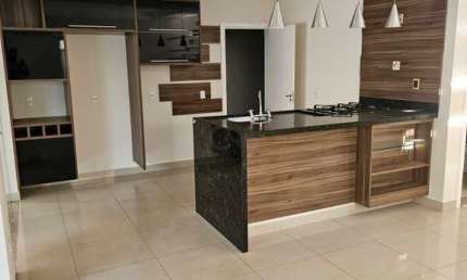 Casa de Condomínio: 3 Quartos e 3 banheiros à Venda, 190 m²