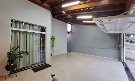 Casa a Venda , 2 Quartos, 2 Vagas, Ar condicionado, Armários, 104m² Vale do Sol