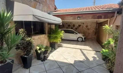 CASA A VENDA / 4 QUARTOS / 1 SUITE / A. GOURMET / STA. TEREZINHA / PIRACICABA-SP