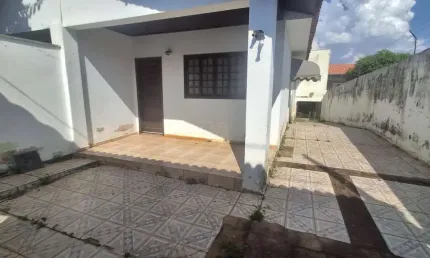 Casa ampla no bairro vale do sol com suíte master, área gourmet e planejados