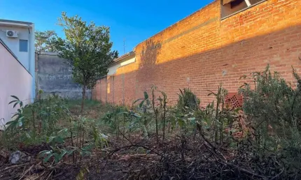 Terreno à venda no Dois Córregos, Piracicaba 
