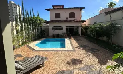 Casa com piscina a venda no bairro são dimas ao lado do centro esportivo da esal