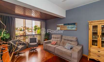 Vendo: Apartamento de 3 quartos com suíte e vaga coberta no bairro Azenha, Porto Alegre.