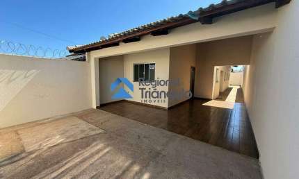 Casa à venda na Rua Pedro Júlio de Lima, Setor Paranaíba, Itumbiara