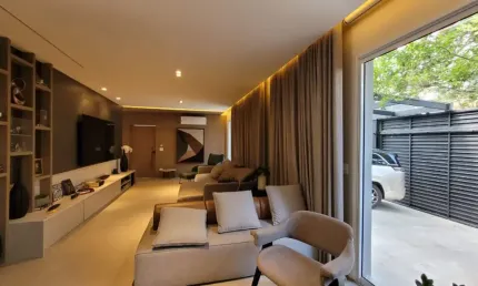 Linda  casa  a venda com 4 quartos na Granja julieta