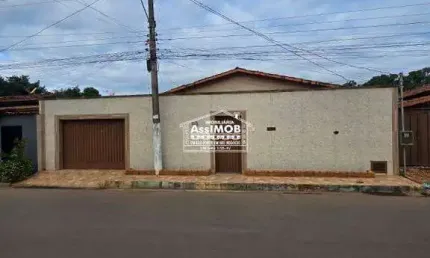 Ampla Casa com 4 Quartos e Suíte – Conforto e Espaço para Sua Família