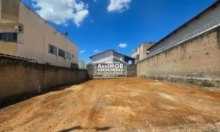 Lote a venda no bairro Parque do Príncipe pronto para financiar