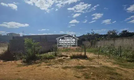 Lote Comercial / Industrial, 760M², a Venda no Bairro Santo Eduardo, Paracatu-MG