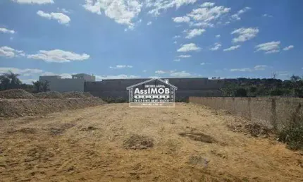 Lote Comercial / Industrial, 760M², a Venda no Bairro Santo Eduardo, Paracatu-MG
