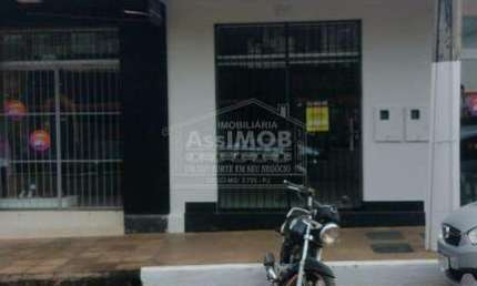 Loja para locação na Rua Av Deputado Quintino Vargas no bairro Centro em PARACATU- MG