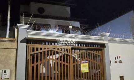 Casa - Sobrado para locação na Rua Samuel Rocha, 357 - Centro.