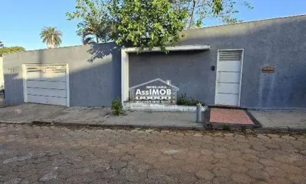 Casa com 2 quartos à venda na Rua Vasconcelos Teixeira, Santana, Paracatu