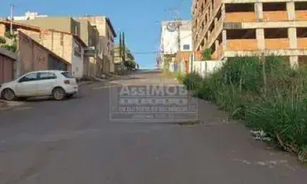 Terreno à venda na Rua Afrânio Geraldo Martins Ferreira, Santa Lucia, Paracatu