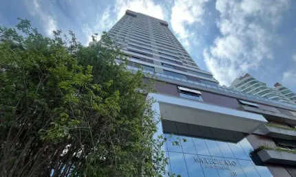 Apartamento de 3 suites e 3 vagas de garagem de 115m² c/ vista permanente para Beira Rio