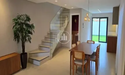 Sobrado Geminado 150m² com 3 Quartos e Suíte em Passa Vinte - EST