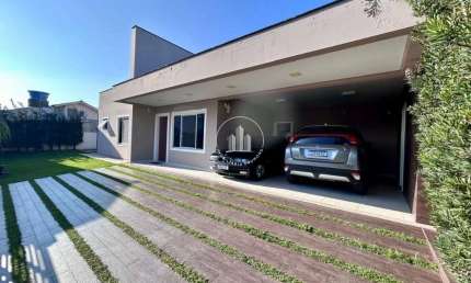 Casa com 3 quartos à venda na Rua Presidente Juscelino Kubitschek de Oliveira, 1, Centro, Palhoça