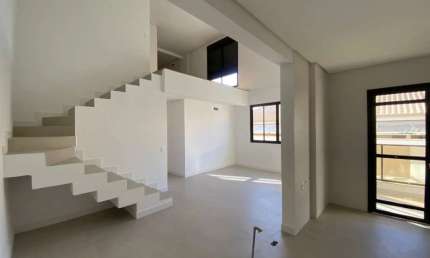 Apartamento 3 Quartos com 1 Suíte e 128m² - Balneário do Estreito