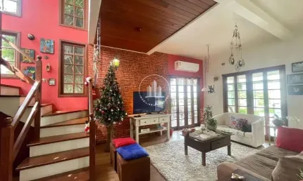 Casa com 3 quartos à venda na Rua Adélia Schröeder Pontes, 730, Serraria, São José