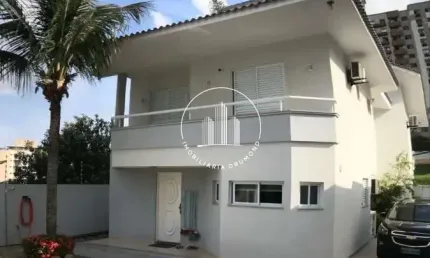 Casa com 3 quartos à venda na Rua Santa Rita de Cássia, 1329, Coloninha, Florianópolis