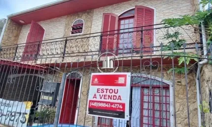 Casa com 5 quartos à venda na Rua Dona Emma, 42, Bela Vista, São José