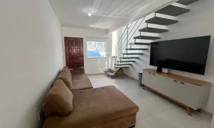 Sobrado Geminado 76m² com 2 Quartos e Suítes na Serraria - EST
