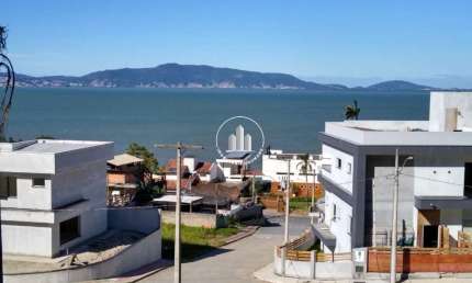 Terreno à Venda com linda vista mar na Ponta de Baixo/SJ