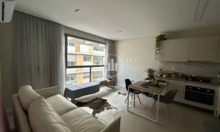 Apartamento com 1 quarto à venda na Avenida Marinheiro Max Schramm, 2701, Estreito, Florianópolis