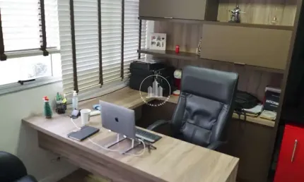 Sala Comercial à Venda – Rua Deodoro, Centro, Florianópolis - EST