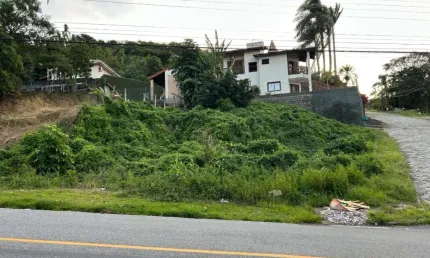 Terreno à venda na Rua Assis Brasil, 1, Ponta de Baixo, São José