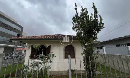 Casa com 2 quartos à venda na Rua Domingos Filomeno, 208, Praia Comprida, São José