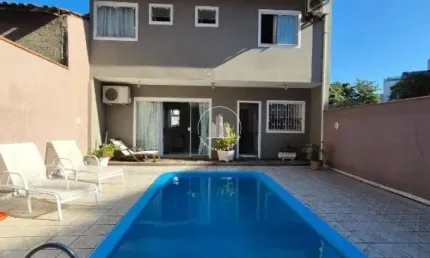 Casa com 3 quartos à venda na Rua Wilson Luz, 45, Coqueiros, Florianópolis
