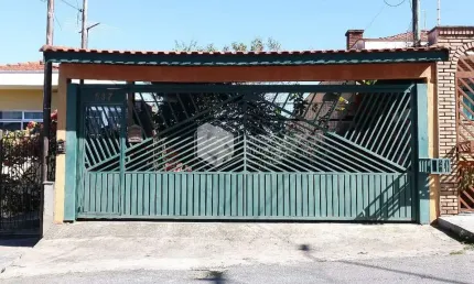 Casa tipo para venda em Horto Florestal com 2 quartos, sendo 1 suíte, 136m²